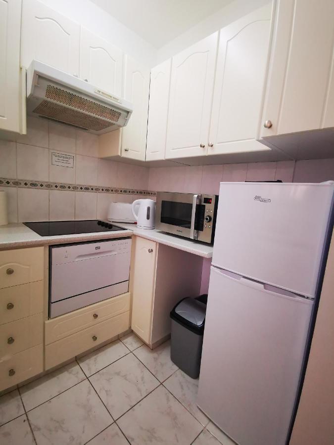 103 Regina Gardens Apartment Пафос Екстериор снимка